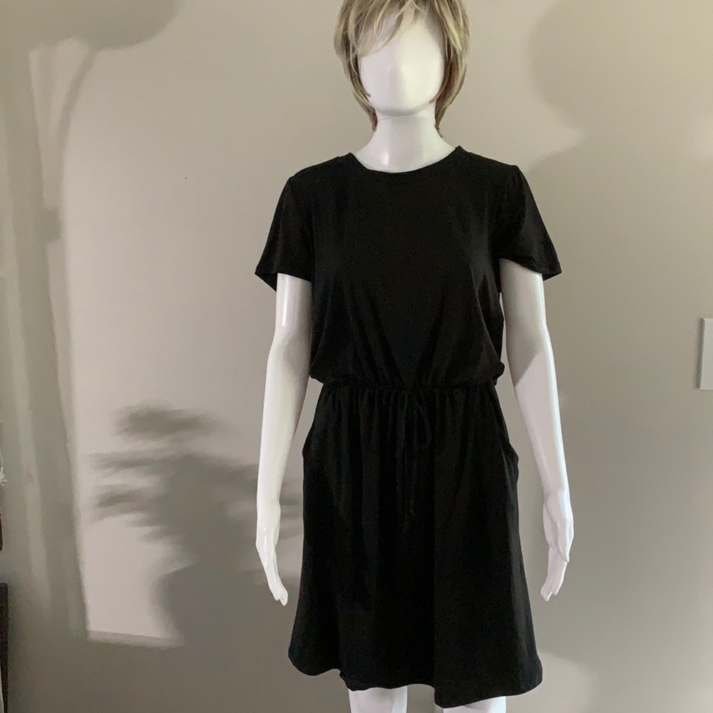 Riah black dress with pockets elastic waist Sz S